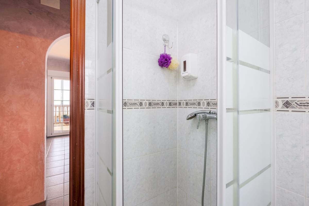 Finca/Casa Rural de 2 habitaciones en Salobreña en venta con piscina garaje - 265.000 € (Ref: 8800277)