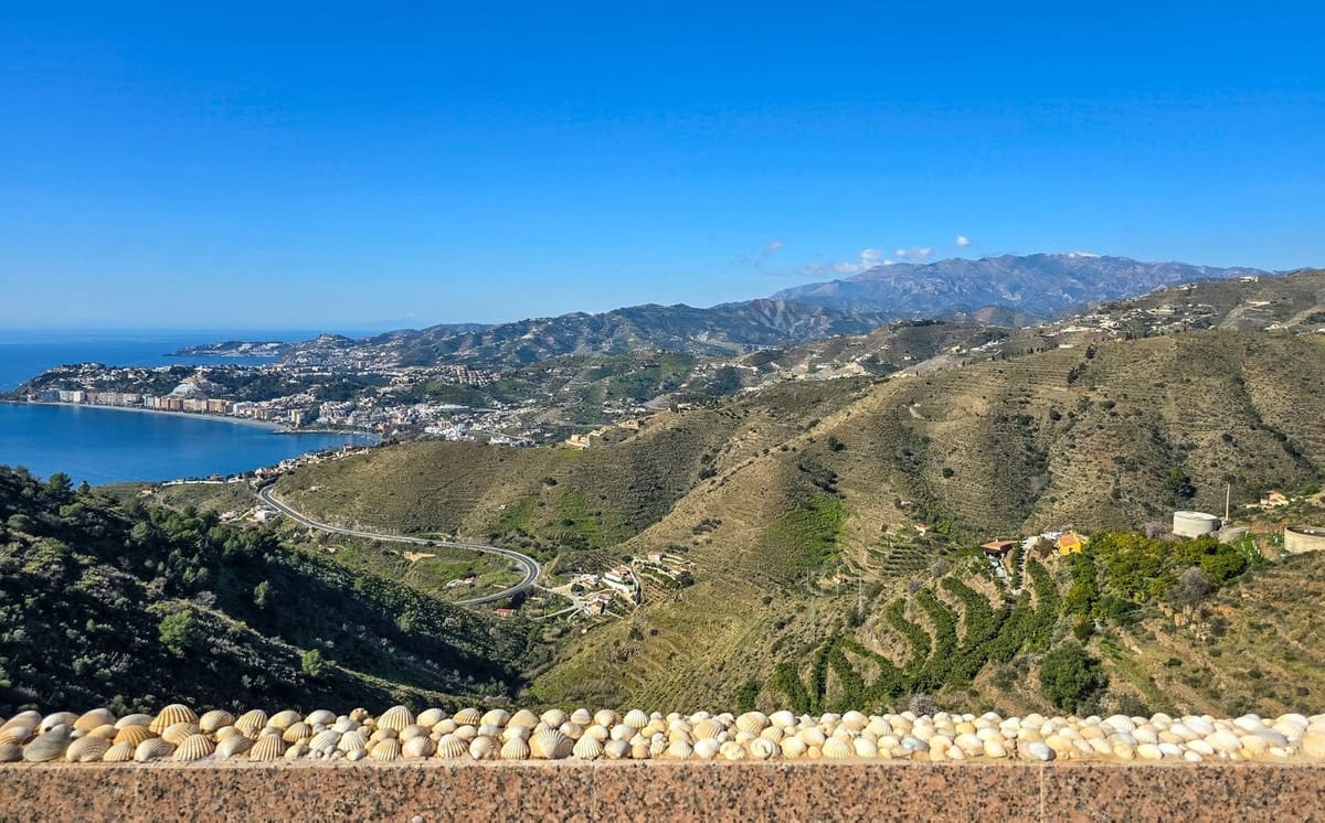 Finca/Casa Rural de 2 habitaciones en Salobreña en venta con piscina garaje - 265.000 € (Ref: 8800277)