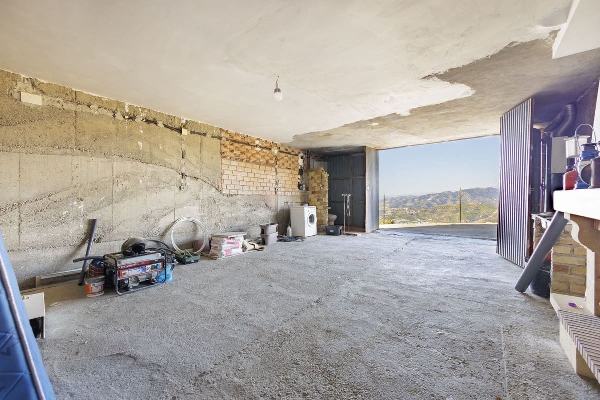 Finca/Casa Rural de 2 habitaciones en Salobreña en venta con piscina garaje - 265.000 € (Ref: 8800277)