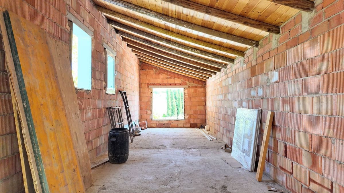 Chalet de 3 habitaciones en Cártama en venta con piscina - 525.000 € (Ref: 8852176)