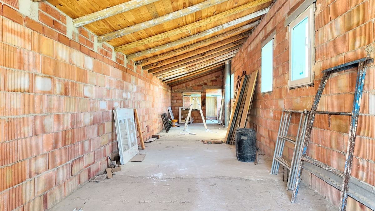 Chalet de 3 habitaciones en Cártama en venta con piscina - 525.000 € (Ref: 8852176)