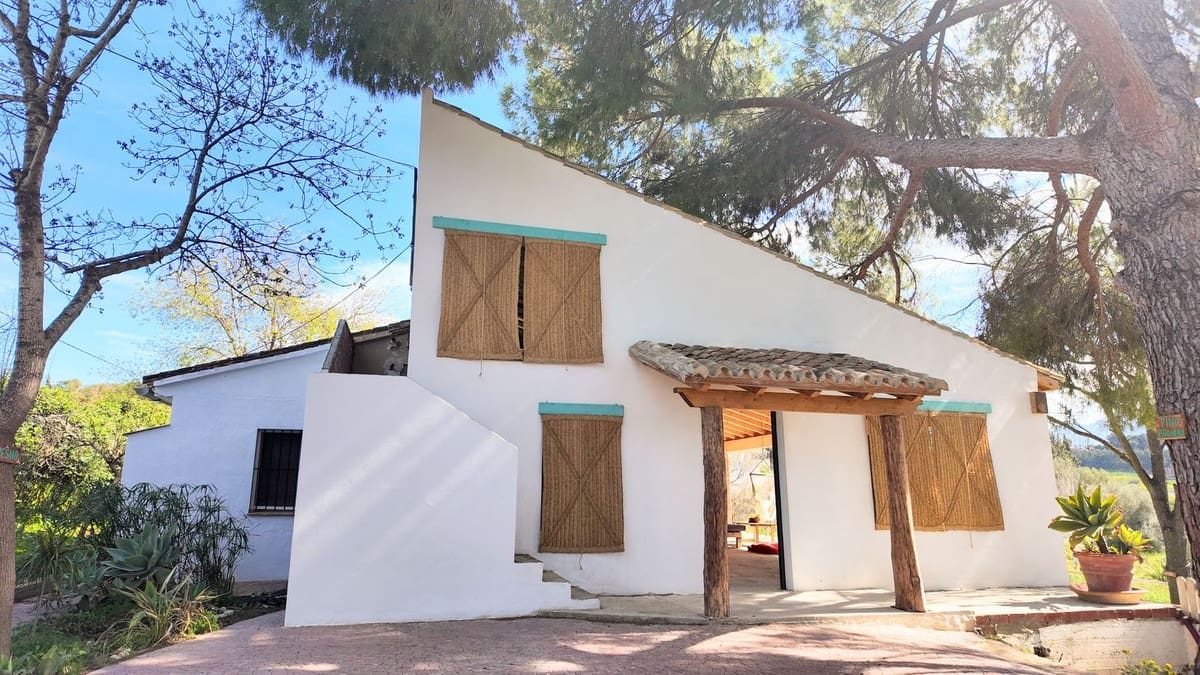 3 soveværelse Villa til salg i Cartama med swimmingpool - € 525.000 (Ref: 8852176)