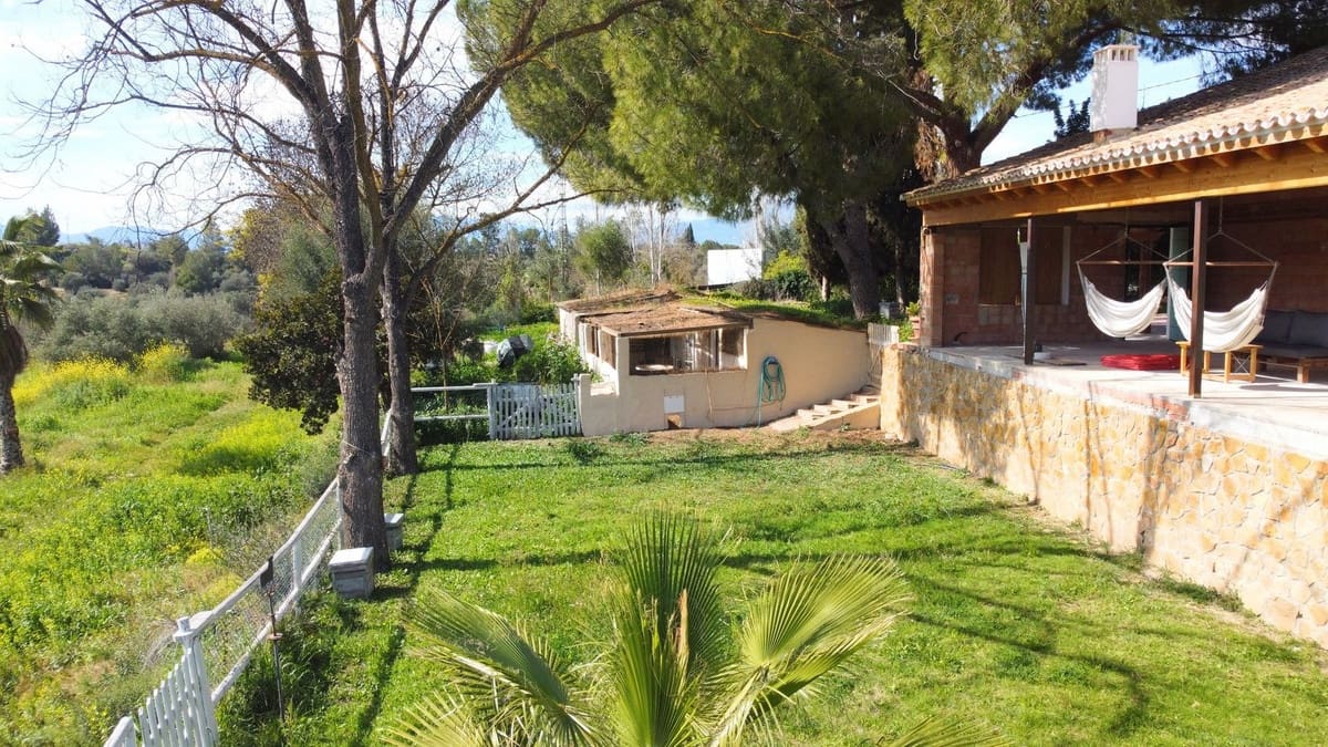 3 soveværelse Villa til salg i Cartama med swimmingpool - € 525.000 (Ref: 8852176)