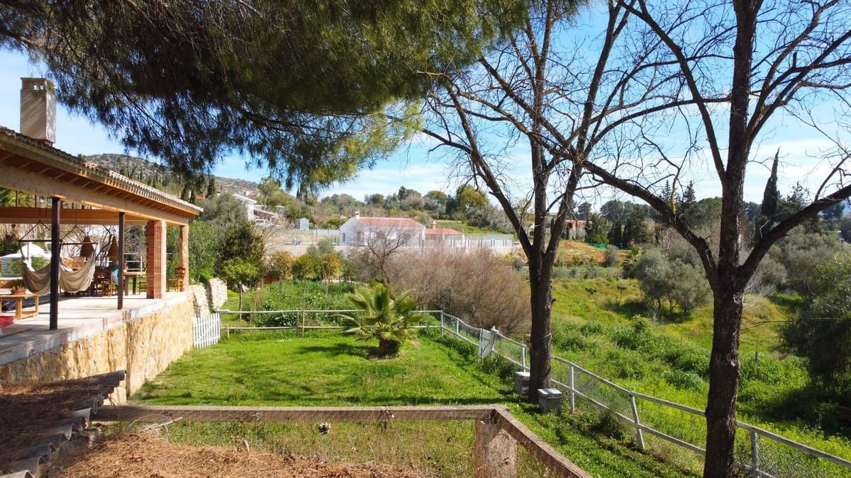 3 soveværelse Villa til salg i Cartama med swimmingpool - € 525.000 (Ref: 8852176)