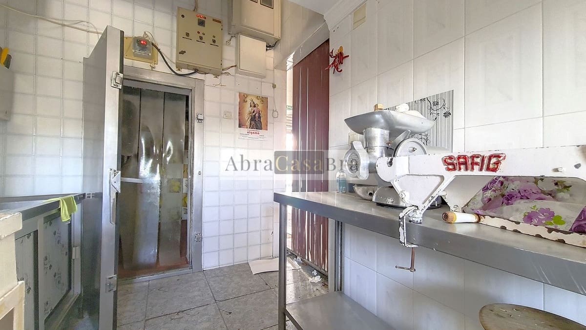 3 sovrum Hus till salu i Alcaucin - 199 999 € (Ref: 8866317)