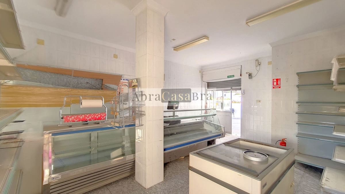 3 sovrum Hus till salu i Alcaucin - 199 999 € (Ref: 8866317)