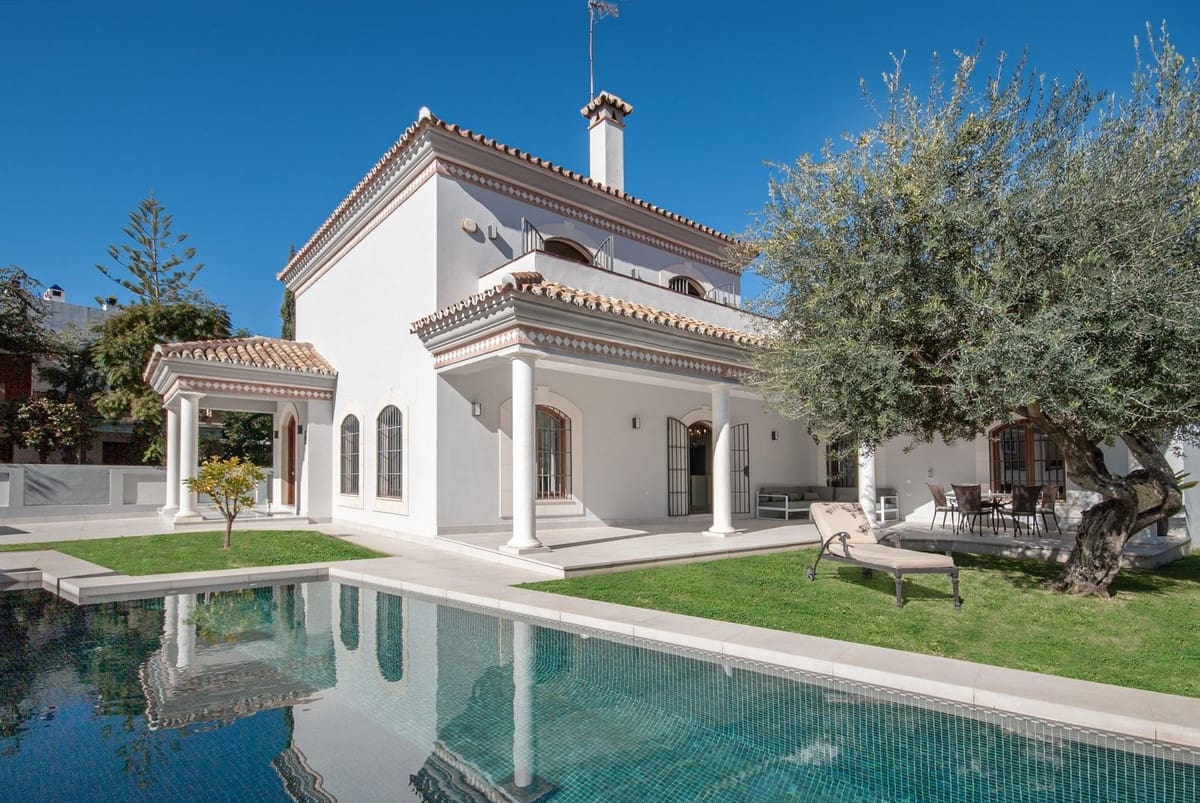 4 sovrum Villa till salu i Fuengirola med pool garage - 3 000 000 € (Ref: 8875983)