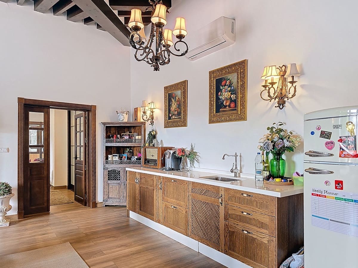 3 soveværelse Finca/Landehus til salg i Velez de Benaudalla med swimmingpool garage - € 420.000 (Ref: 8894380)