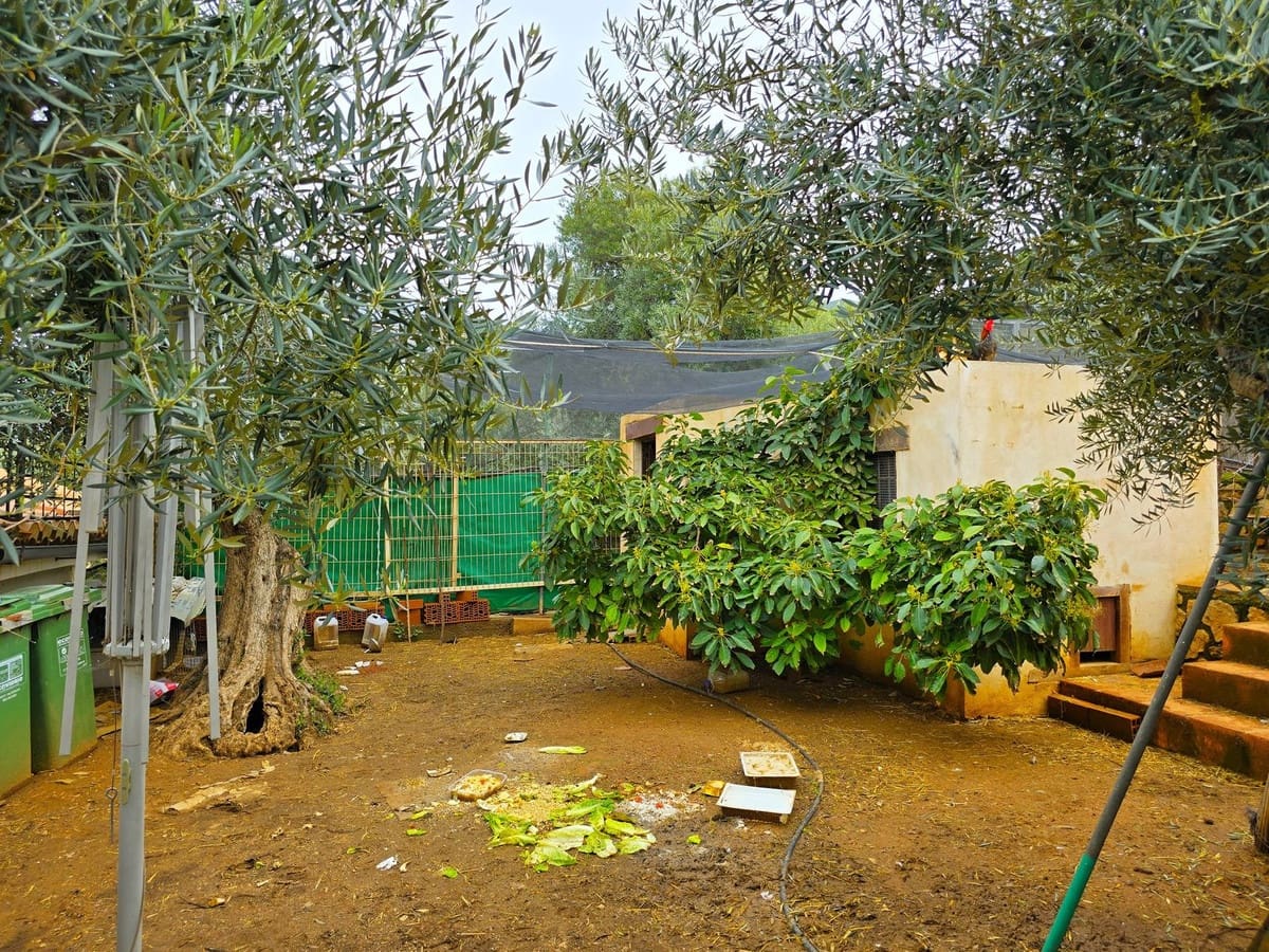 3 soveværelse Finca/Landehus til salg i Velez de Benaudalla med swimmingpool garage - € 420.000 (Ref: 8894380)