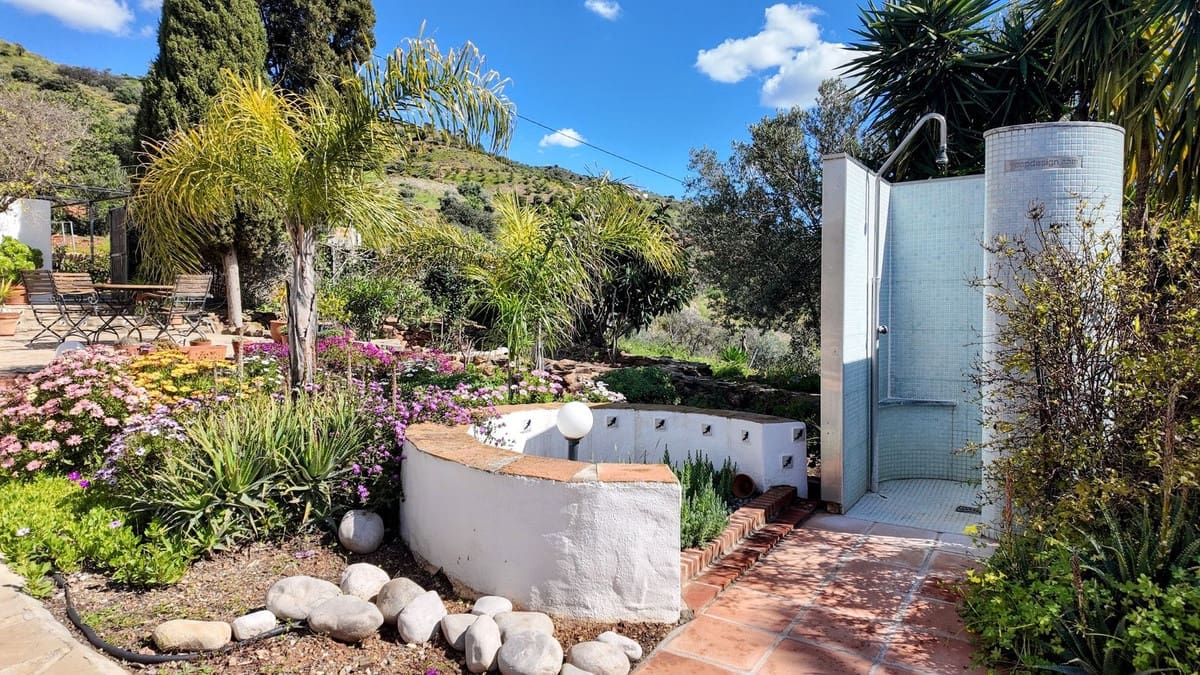 7 slaapkamer Villa te koop in Alora met zwembad garage - € 1.195.000 (Ref: 8905892)