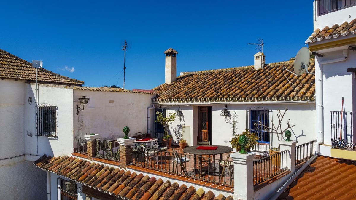 6 camera da letto Finca/Casa di Campagna in vendita in Comares con piscina - 324.500 € (Rif: 8908183)