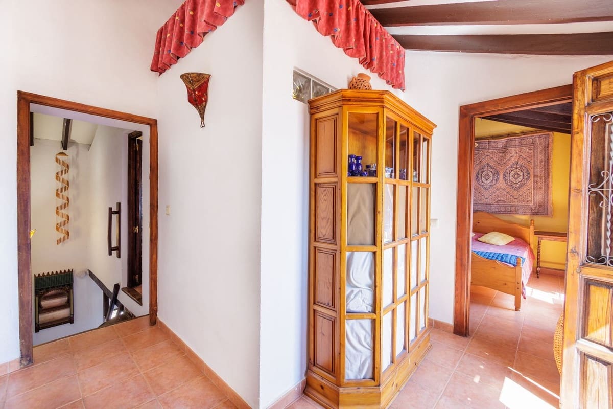 6 camera da letto Finca/Casa di Campagna in vendita in Comares con piscina - 324.500 € (Rif: 8908183)