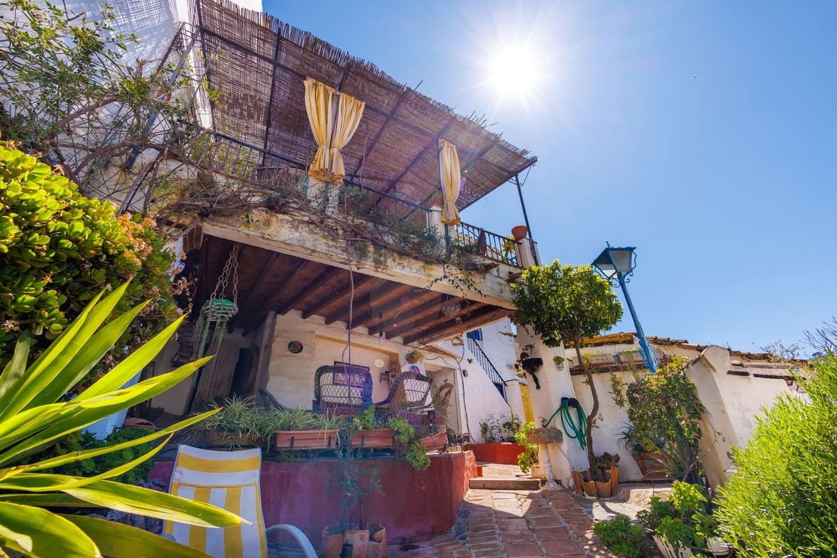 6 camera da letto Finca/Casa di Campagna in vendita in Comares con piscina - 324.500 € (Rif: 8908183)