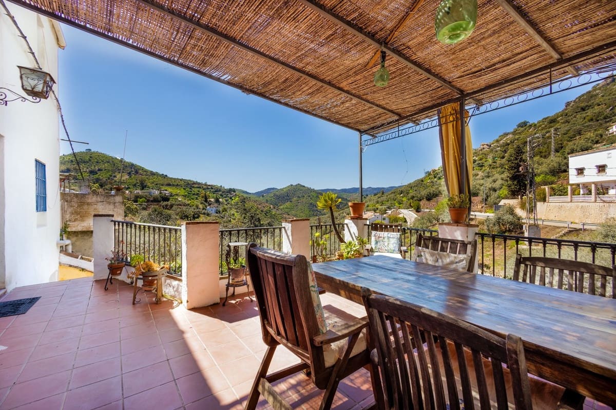 6 camera da letto Finca/Casa di Campagna in vendita in Comares con piscina - 324.500 € (Rif: 8908183)