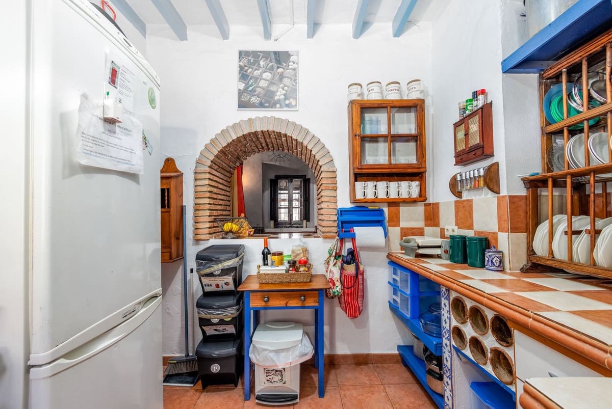 6 camera da letto Finca/Casa di Campagna in vendita in Comares con piscina - 324.500 € (Rif: 8908183)