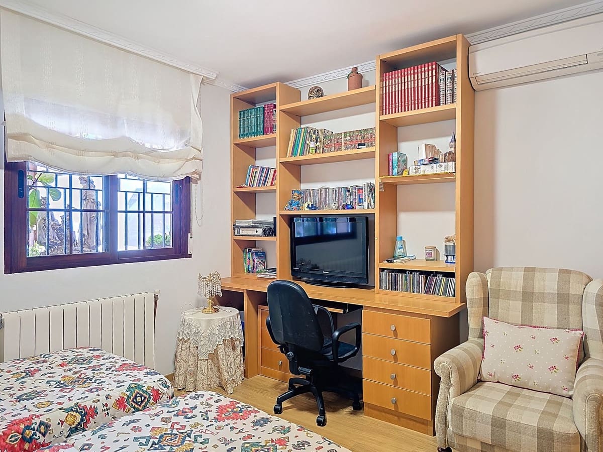 3 quarto Moradia para venda em Gualchos com piscina garagem - 650 000 € (Ref: 8912592)