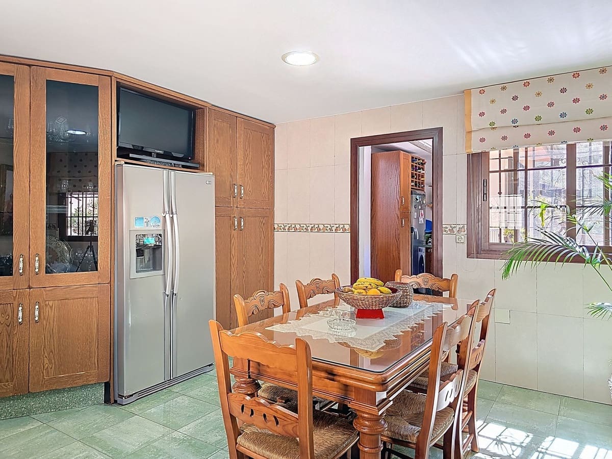 3 quarto Moradia para venda em Gualchos com piscina garagem - 650 000 € (Ref: 8912592)
