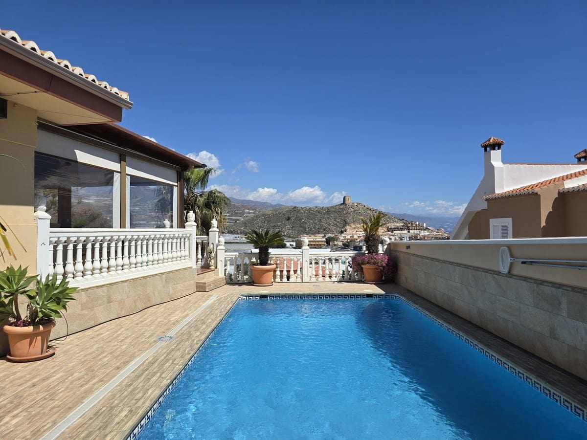3 quarto Moradia para venda em Gualchos com piscina garagem - 650 000 € (Ref: 8912592)