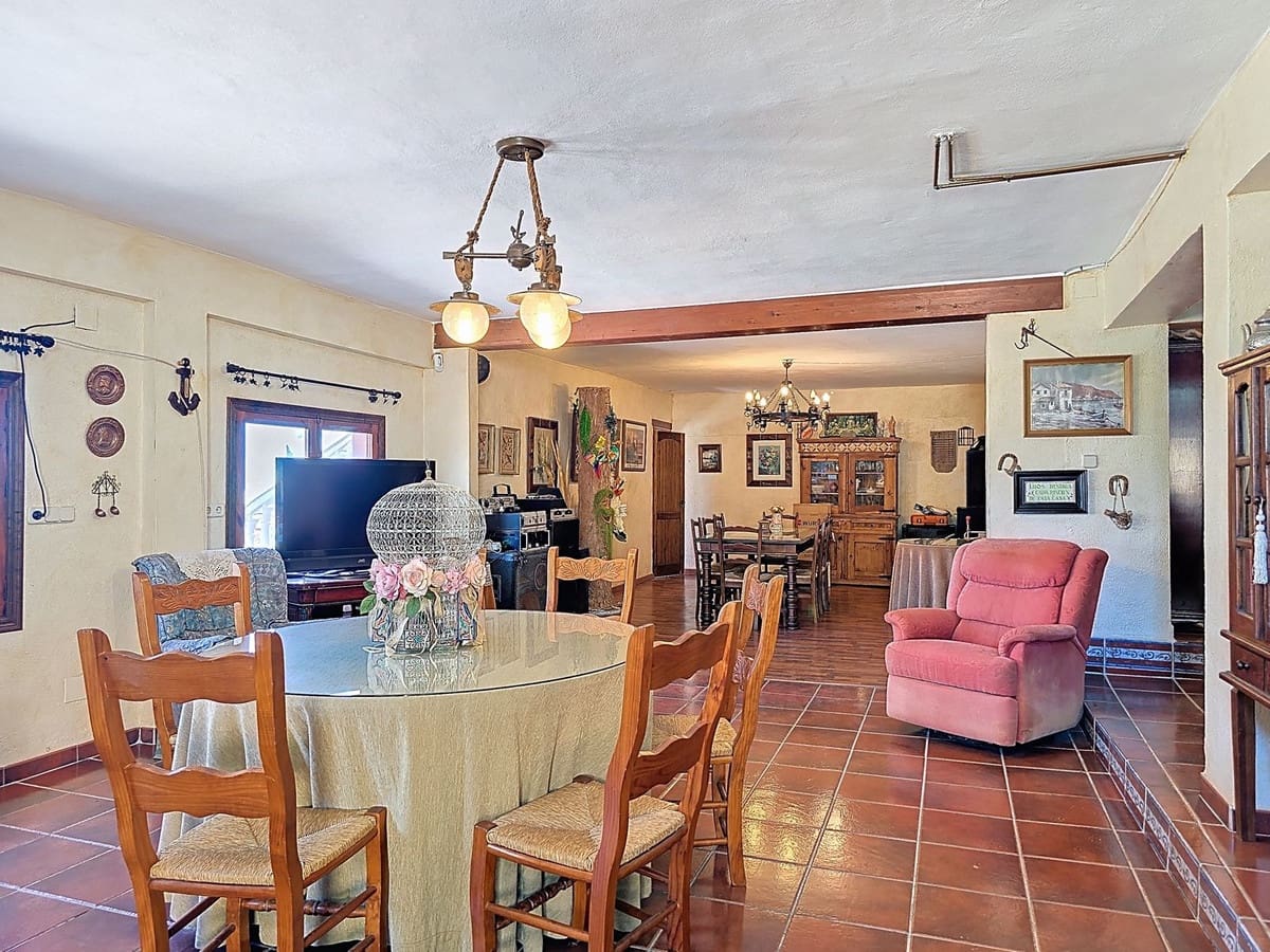 3 quarto Moradia para venda em Gualchos com piscina garagem - 650 000 € (Ref: 8912592)