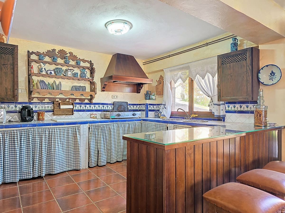 3 quarto Moradia para venda em Gualchos com piscina garagem - 650 000 € (Ref: 8912592)
