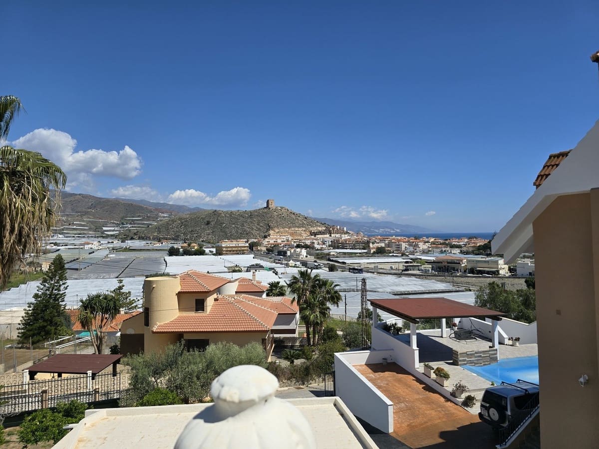 3 quarto Moradia para venda em Gualchos com piscina garagem - 650 000 € (Ref: 8912592)