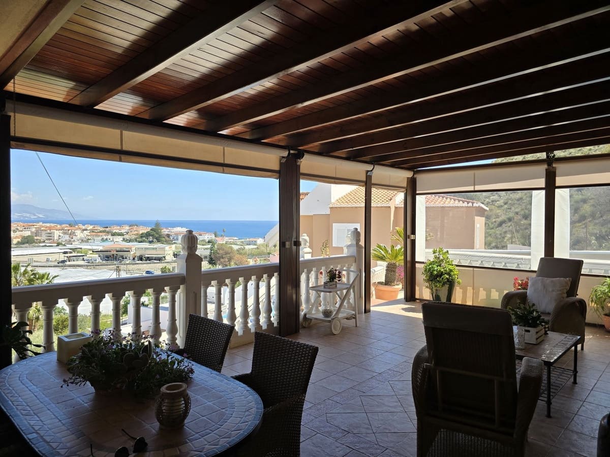 3 quarto Moradia para venda em Gualchos com piscina garagem - 650 000 € (Ref: 8912592)