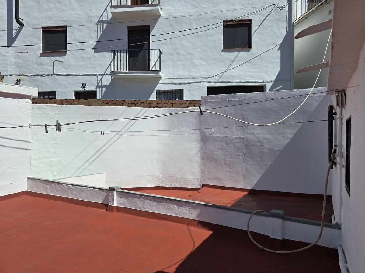 3 soveværelse Byhus til salg i Competa med garage - € 200.000 (Ref: 8926126)