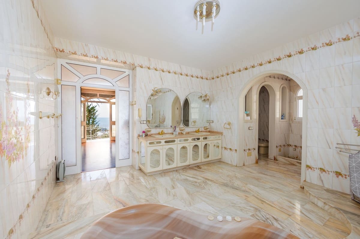 8 soveværelse Villa til salg i Torremuelle med swimmingpool garage - € 3.250.000 (Ref: 8928015)