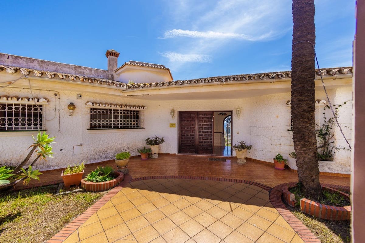 8 soveværelse Villa til salg i Torremuelle med swimmingpool garage - € 3.250.000 (Ref: 8928015)