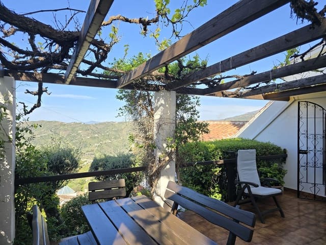 6 bedroom Villa for sale in Cómpeta with pool garage - € 749,950 (Ref: 8957938)