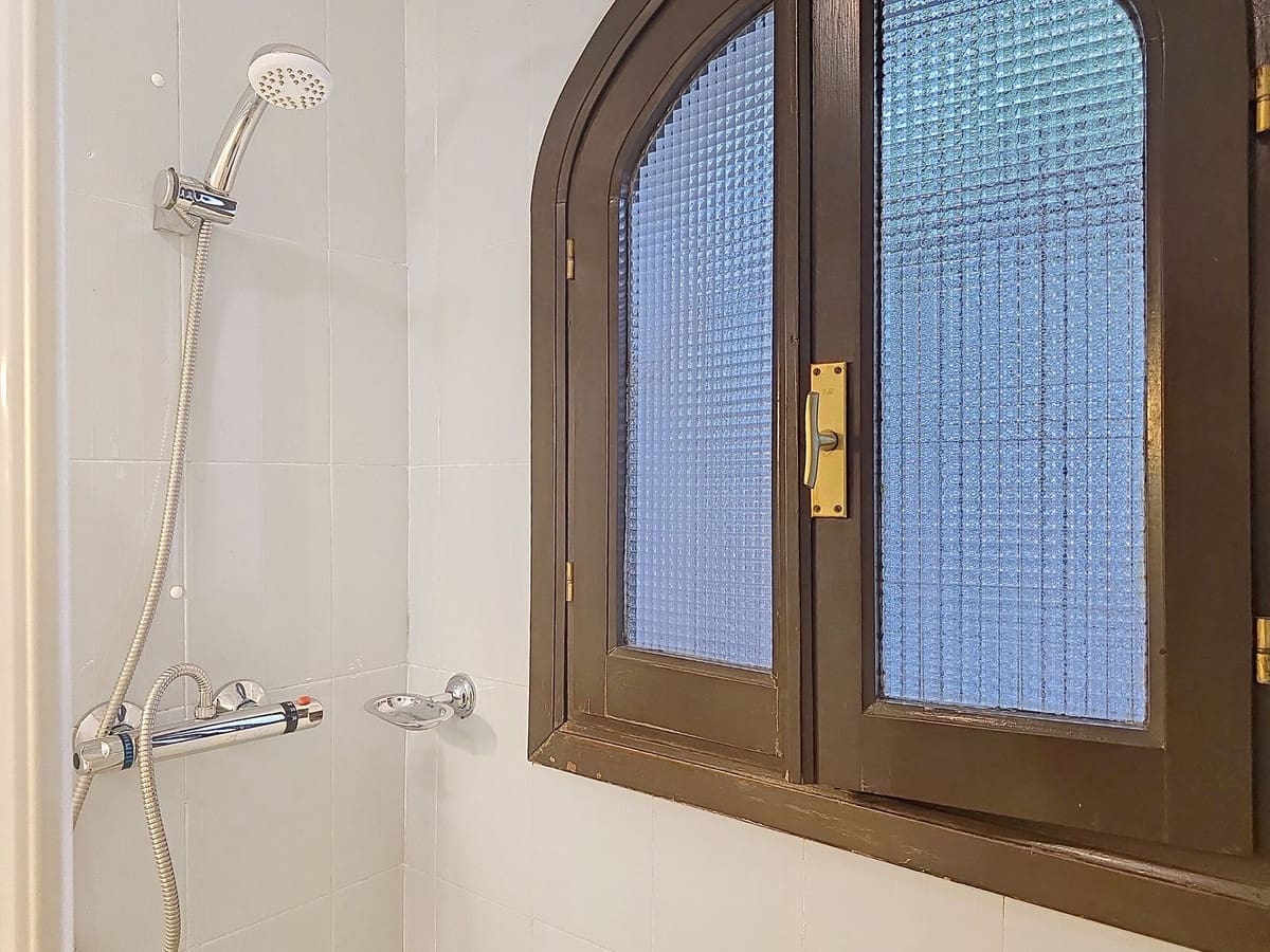 6 bedroom Villa for sale in Competa with pool garage - € 749,950 (Ref: 8957938)