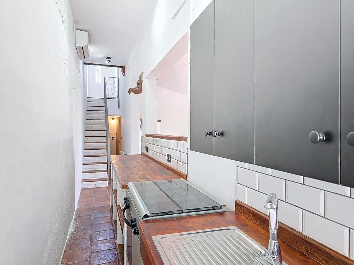 Chalet de 4 habitaciones en Sedella en venta con piscina - 350.000 € (Ref: 8960834)