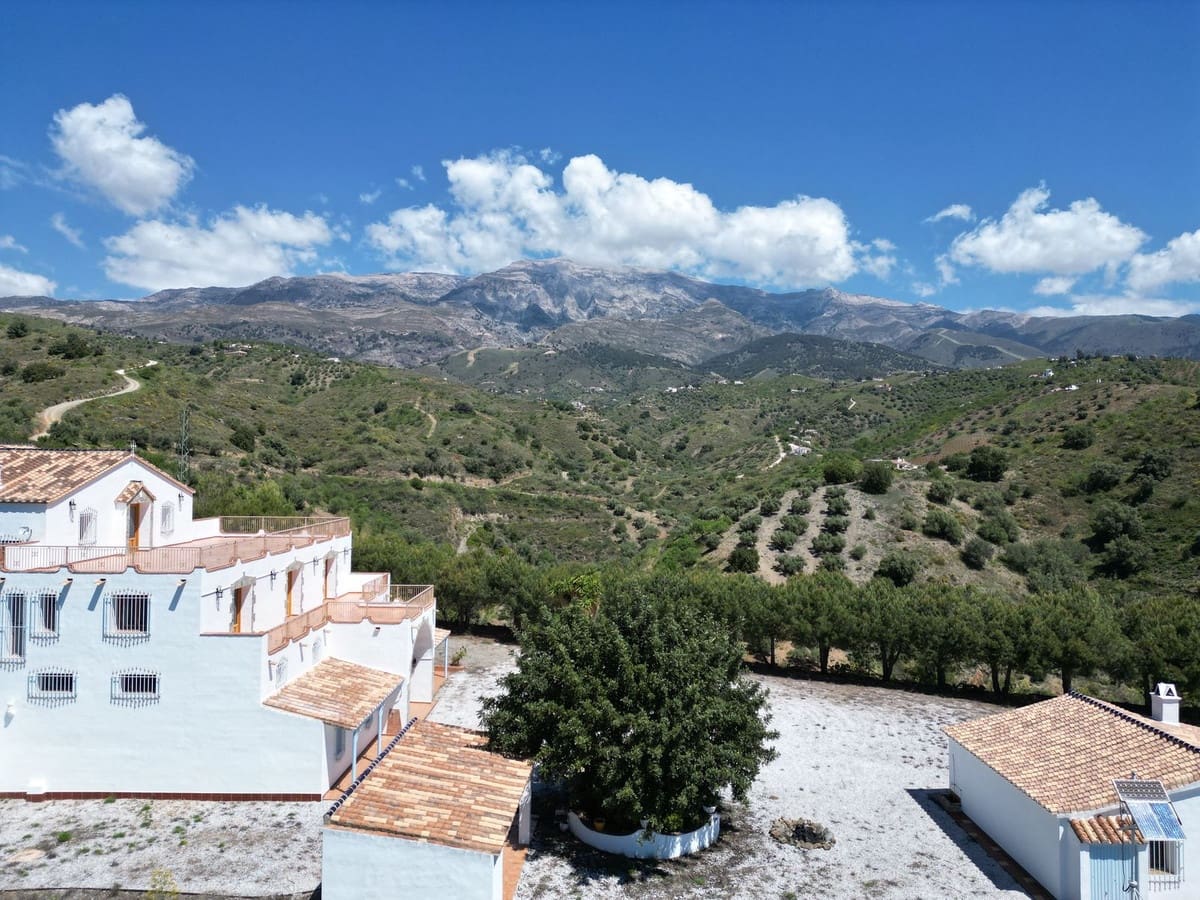 4 soveværelse Villa til salg i Sedella - € 549.000 (Ref: 8961218)