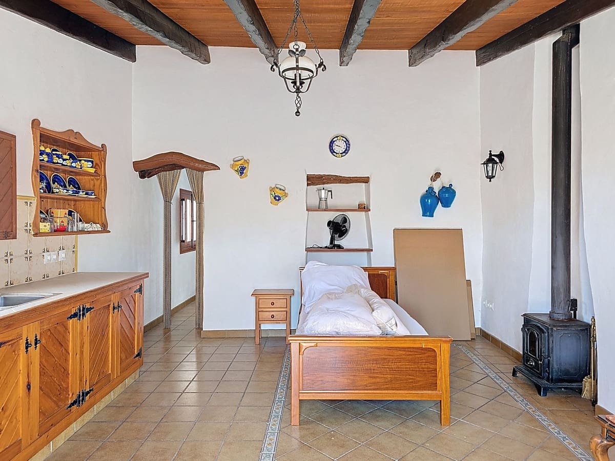 4 soveværelse Villa til salg i Sedella med garage - € 499.000 (Ref: 8961218)