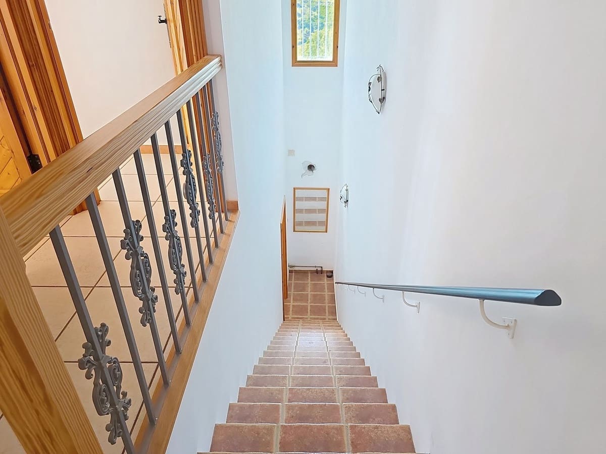 4 soveværelse Villa til salg i Sedella med garage - € 499.000 (Ref: 8961218)