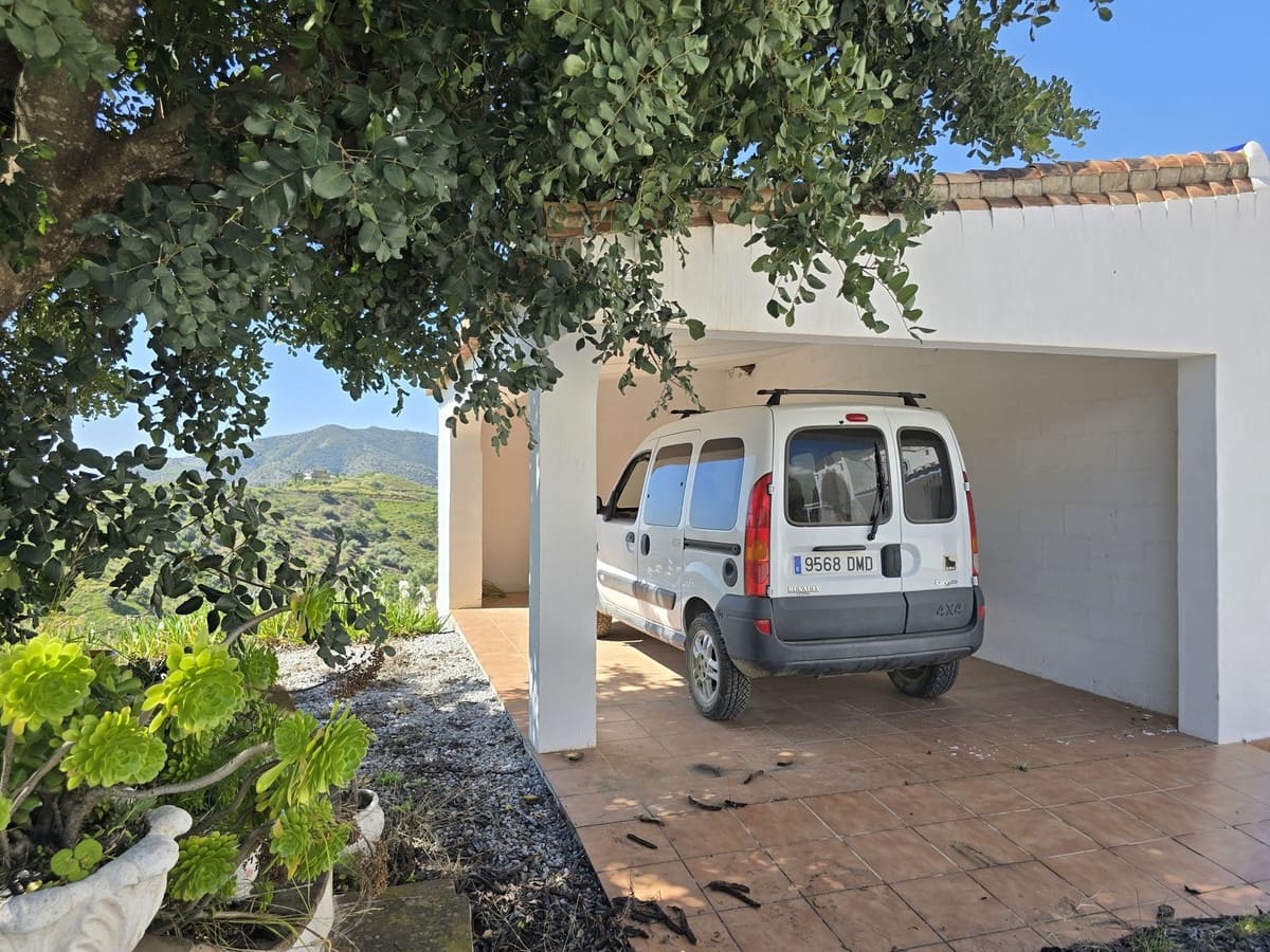 4 soveværelse Villa til salg i Sedella med garage - € 499.000 (Ref: 8961218)