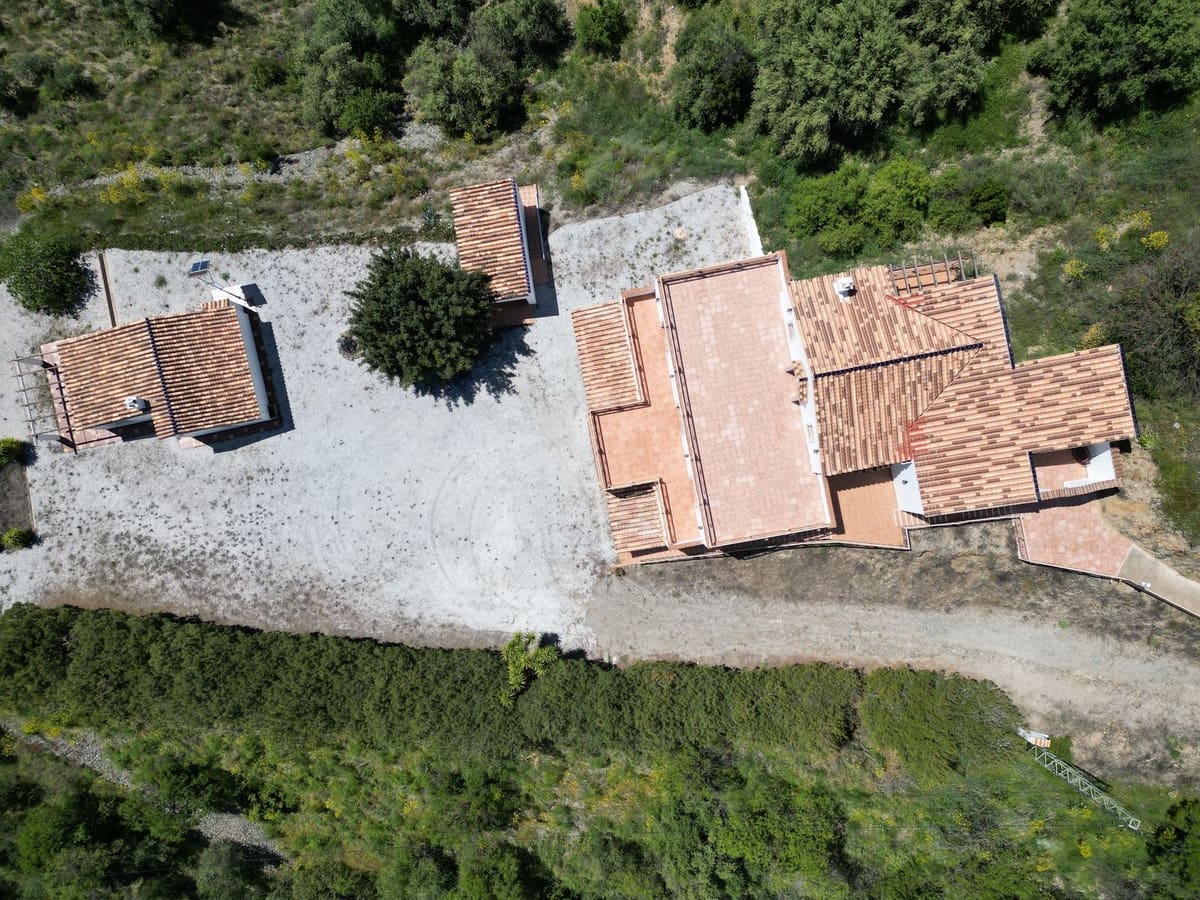 4 soveværelse Villa til salg i Sedella med garage - € 499.000 (Ref: 8961218)