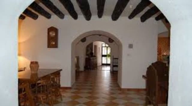 Casa de 14 habitaciones en Alora en venta - 490.000 € (Ref: 8964104)