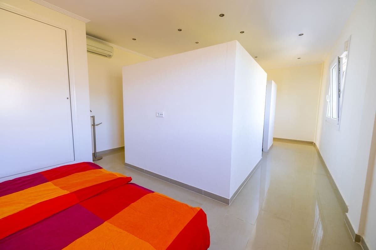 3 camera da letto Villa in vendita in Arenas con piscina garage - 495.000 € (Rif: 8966793)