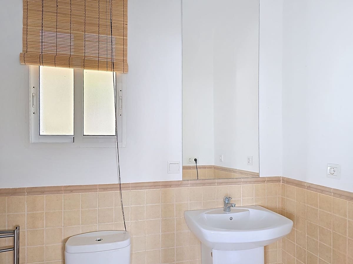 3 soveværelse Villa til salg i Arenas med swimmingpool garage - € 490.000 (Ref: 8971251)