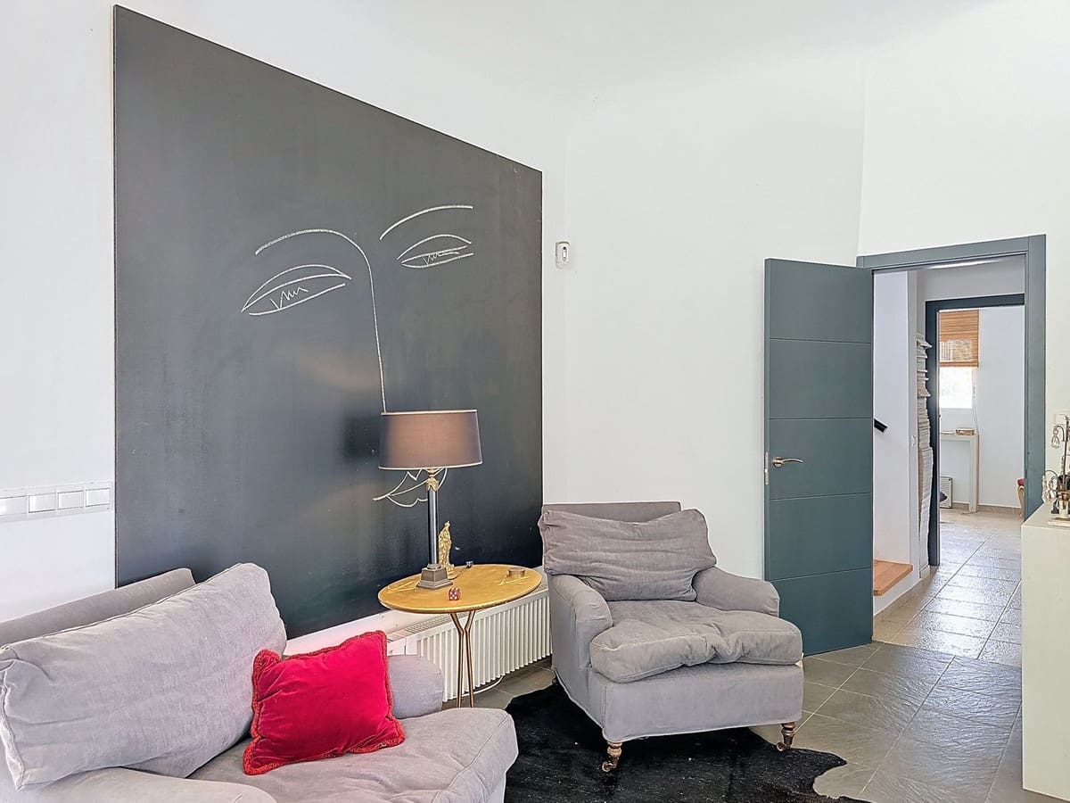 Chalet de 3 habitaciones en Arenas en venta con piscina garaje - 490.000 € (Ref: 8971251)