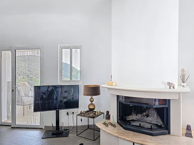 3 Zimmer Villa zu verkaufen in Arenas mit Pool Garage - 490.000 € (Ref: 8971251)