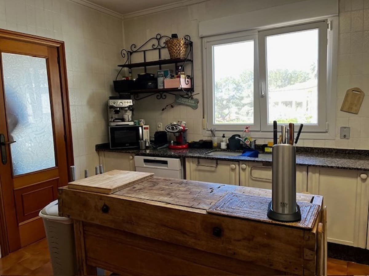 5 slaapkamer Villa te koop in Ontinyent met zwembad garage - € 495.000 (Ref: 8972207)