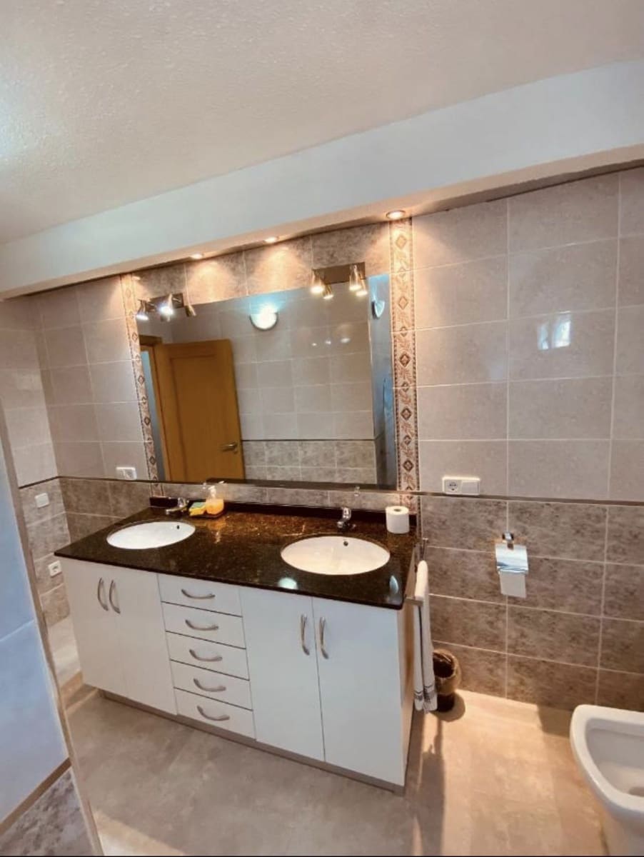 5 slaapkamer Villa te koop in Ontinyent met zwembad garage - € 495.000 (Ref: 8972207)