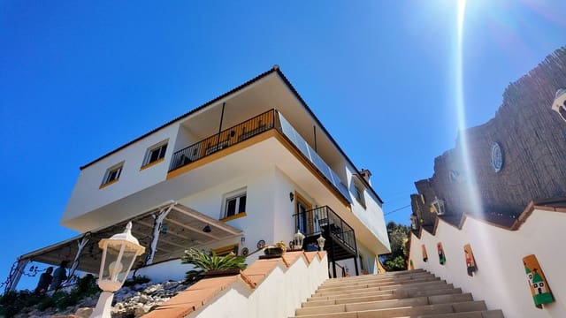 7 quarto Quinta/Casa Rural para venda em Almogía com piscina garagem - 599 000 € (Ref: 8973197)