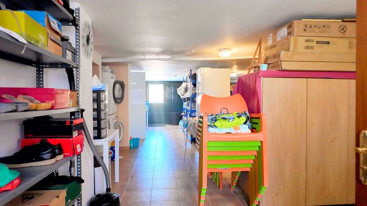 7 soveværelse Finca/Landehus til salg i Almogia med swimmingpool garage - € 599.000 (Ref: 8973197)