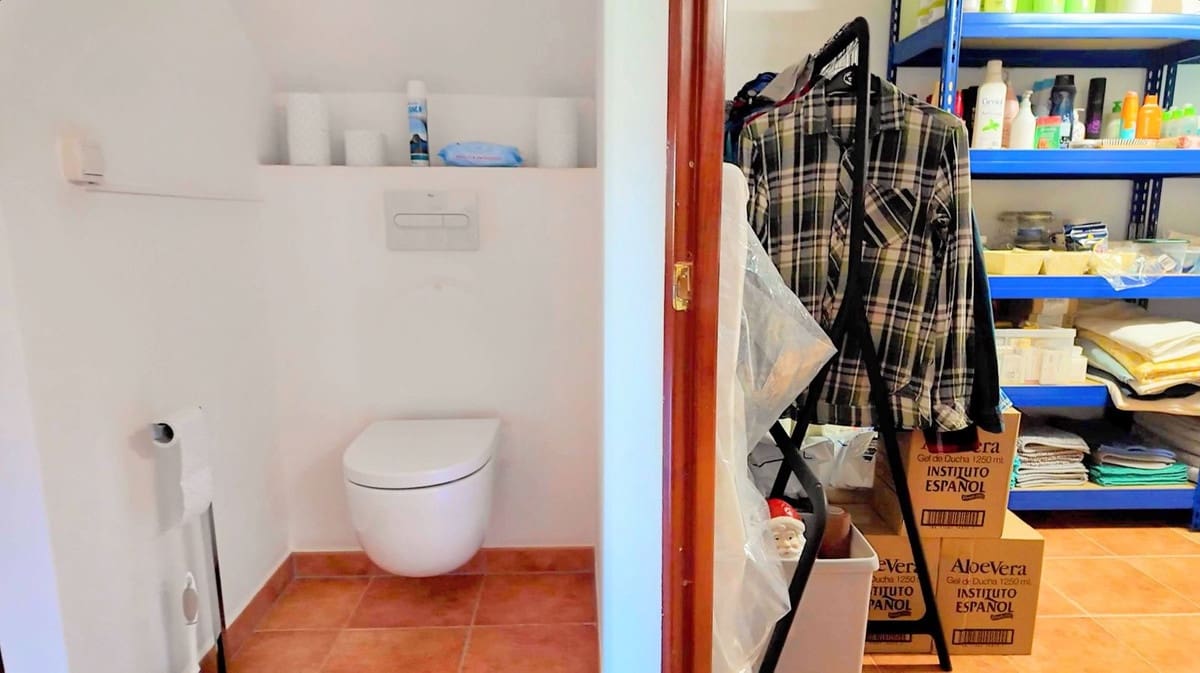 7 soveværelse Finca/Landehus til salg i Almogia med swimmingpool garage - € 599.000 (Ref: 8973197)