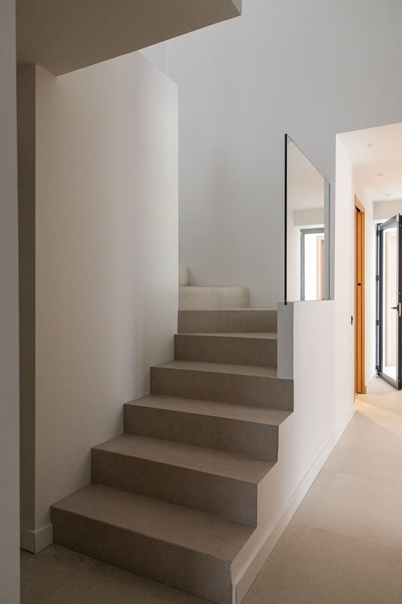 4 bedroom Villa for sale in Nueva Andalucia with pool garage - € 2,895,000 (Ref: 8973571)