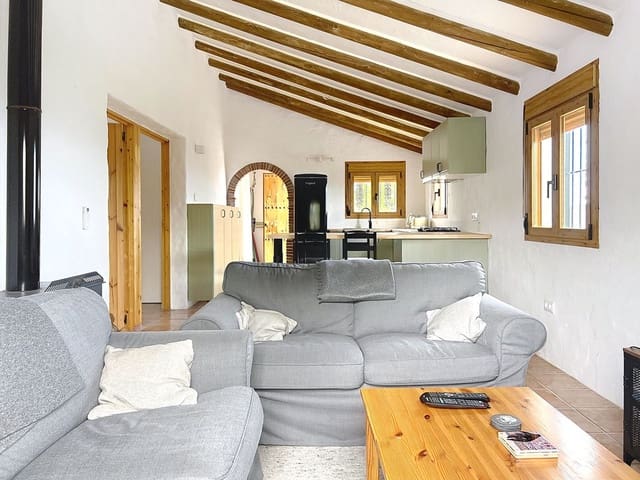 2 slaapkamer Finca/Landhuis te koop in Canillas de Aceituno met garage - € 229.000 (Ref: 8980432)