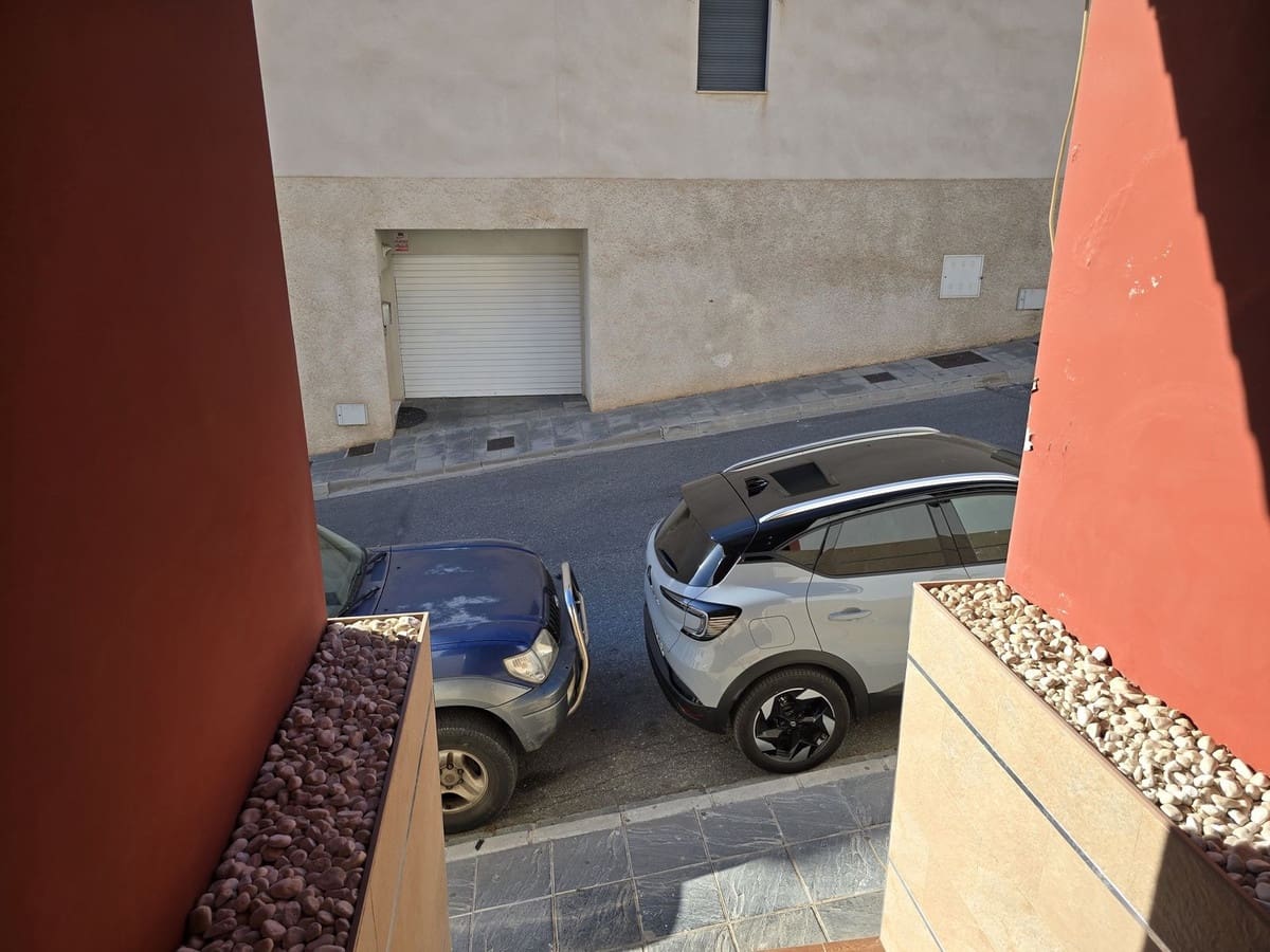 Chalet de 4 habitaciones en Vélez de Benaudalla en venta con piscina garaje - 360.000 € (Ref: 8982015)